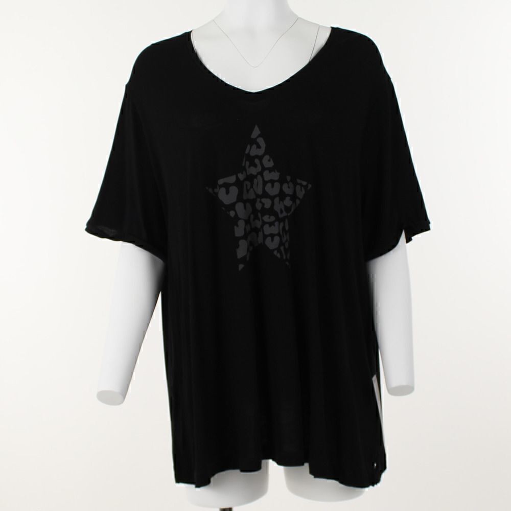 Live Unlimited Plus Size Printed Animal Star Slogan Tee